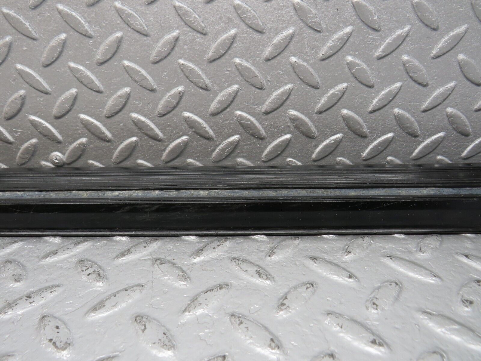 40631 Mercedes-Benz W123 300D Front Right Door Sill Trim Black
