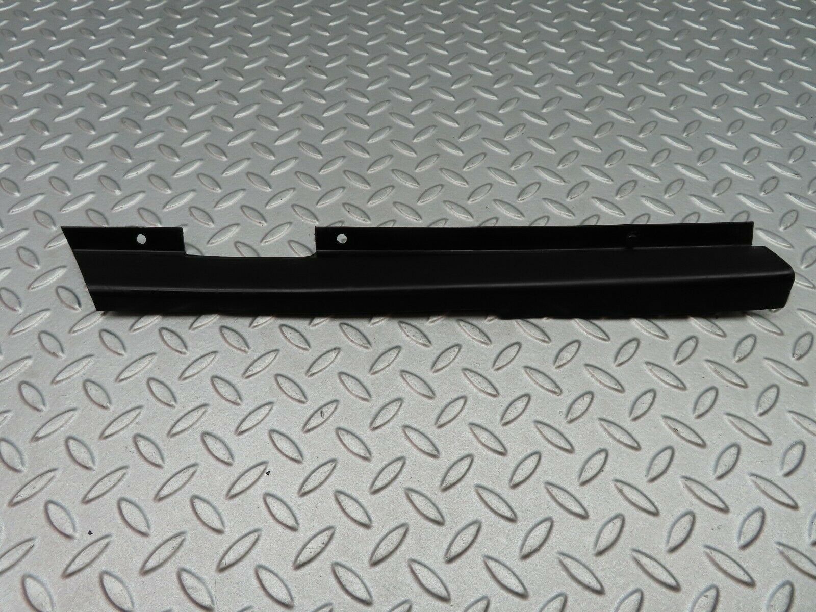 5687 Mercedes-Benz W123 200 Cable Channel Cover Front Right 1238211036
