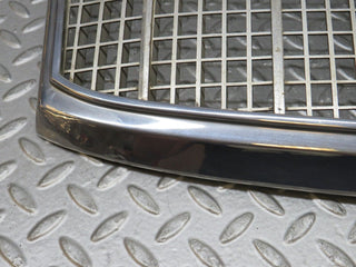 W108 bonnet grill chrome used OEM