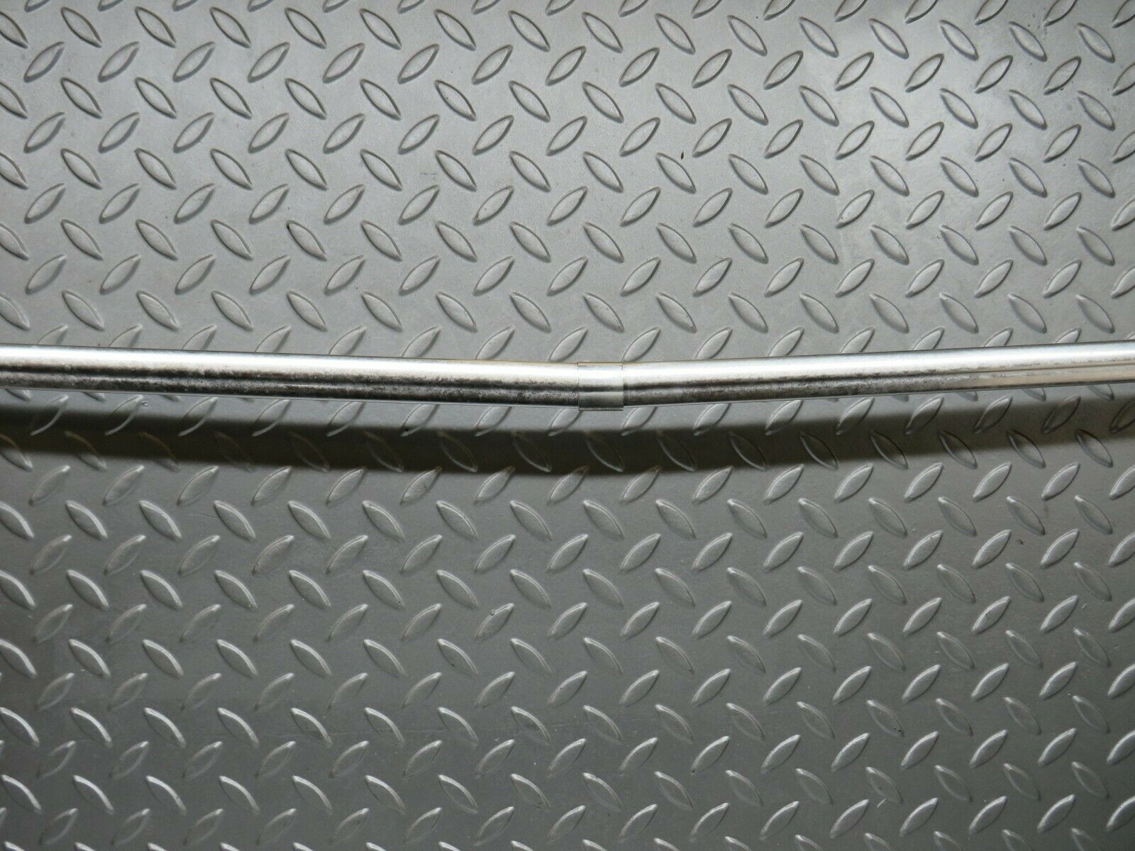 23404 Mercedes-Benz W116 350SE Front Windscreen Chrome Frame