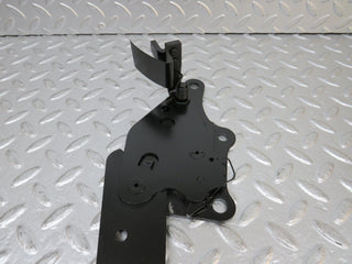 32514 Mercedes-Benz S124 300TE Wagon Rear Seat Hinge Pair