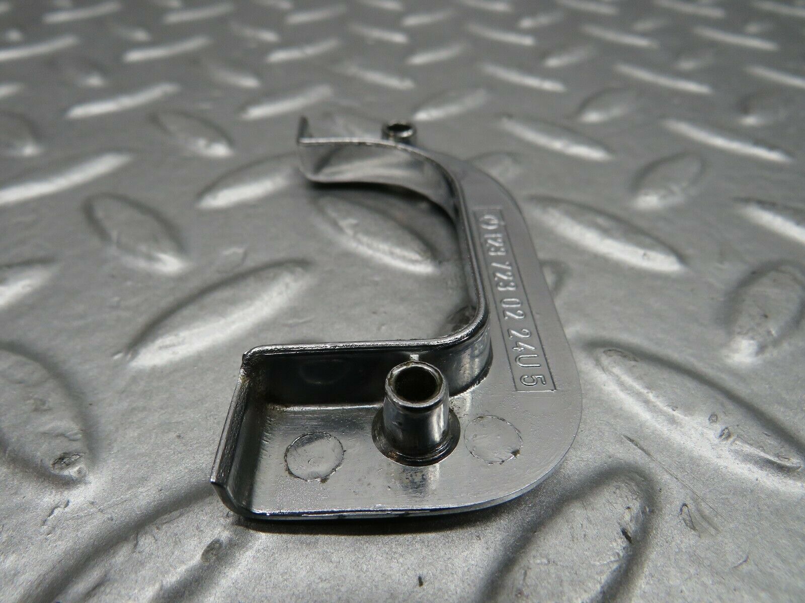 21970 Mercedes-Benz S123 280TE Wagon Right Chrome Door Latch Trim 1237230224