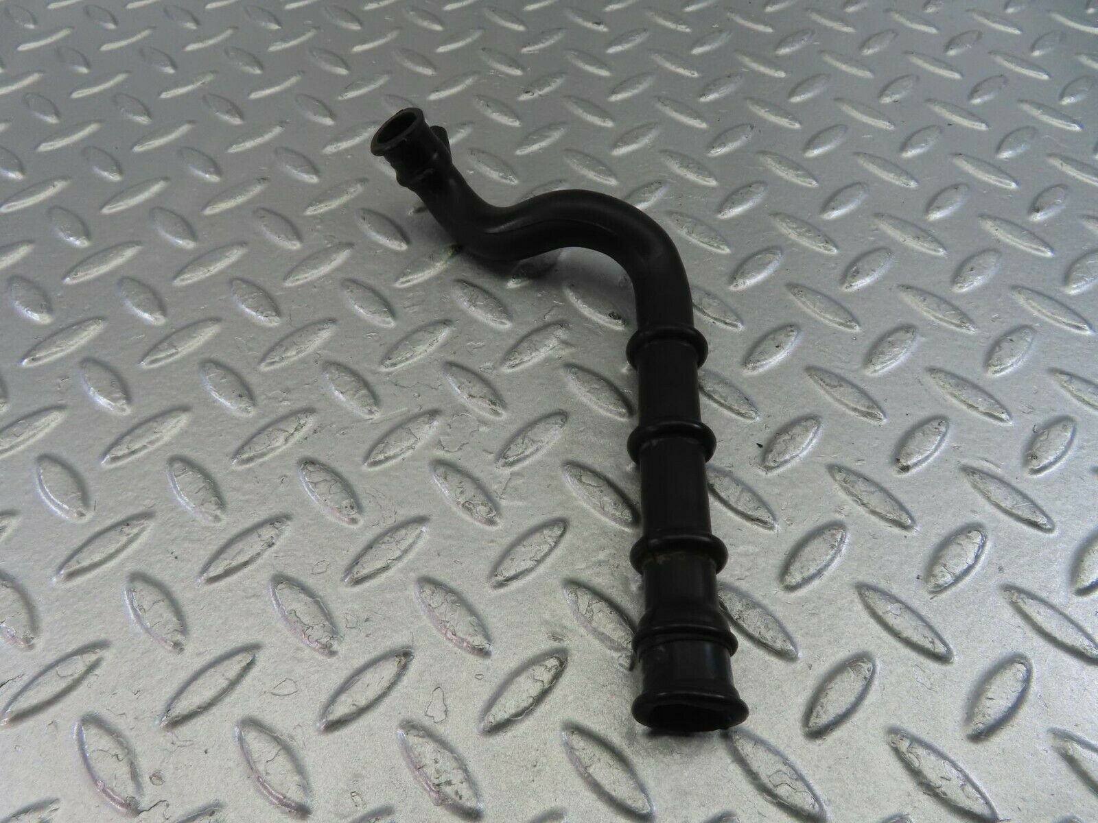 10064 Mercedes-Benz C123 230CE Coupe Air Intake Pipe 1020940282