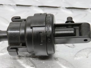 24963 Mercedes-Benz W140 S320 Left Door Lock Vacuum Actuator 400139