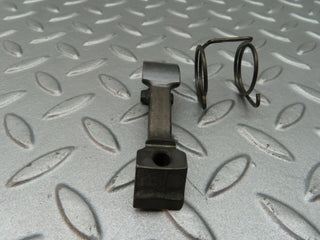 W108 valve rocker arm with retaining spring used OEM