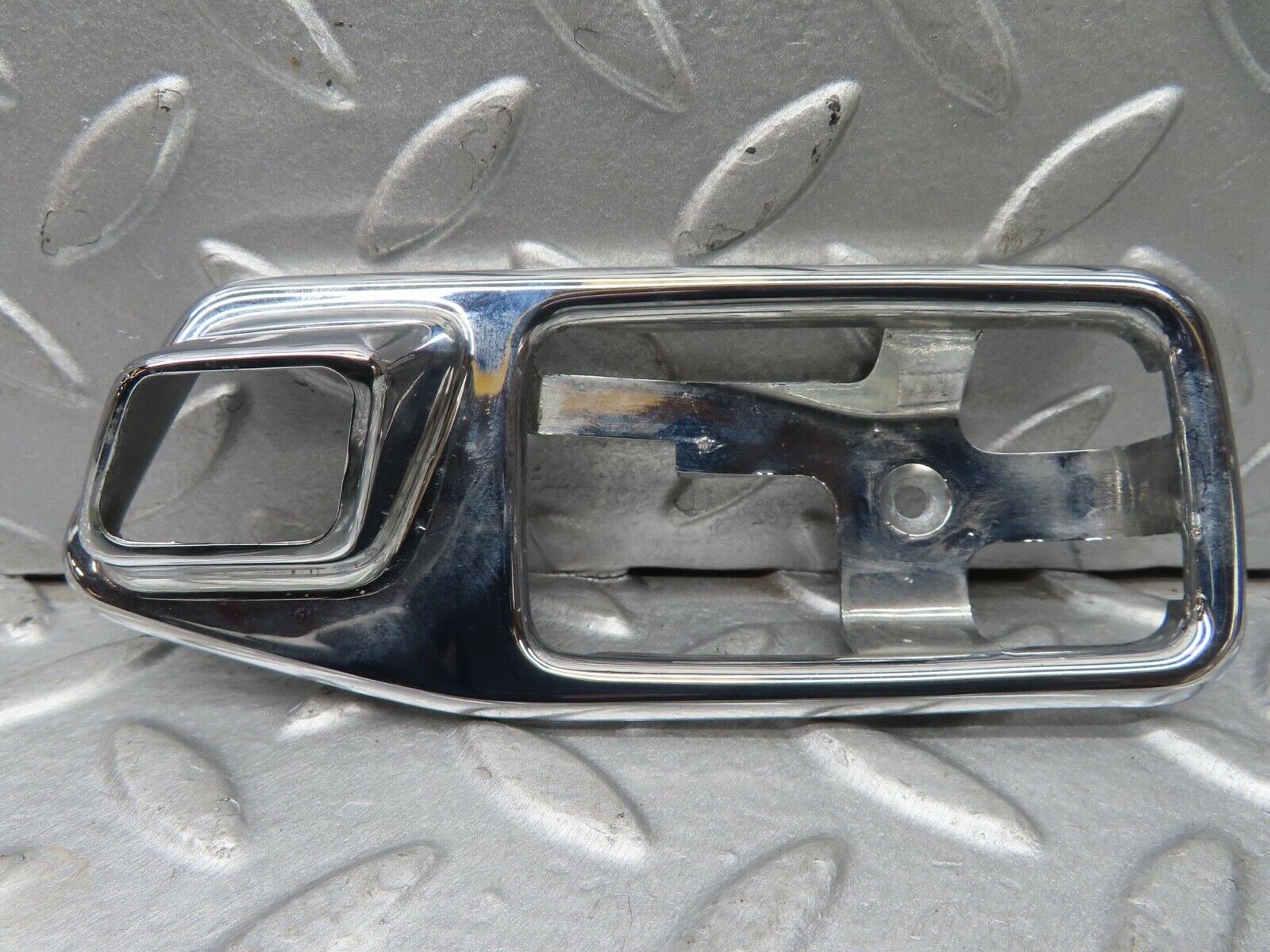 13611 Mercedes-Benz W123 200 Chrome Frame For Door Opener Left 1167660111
