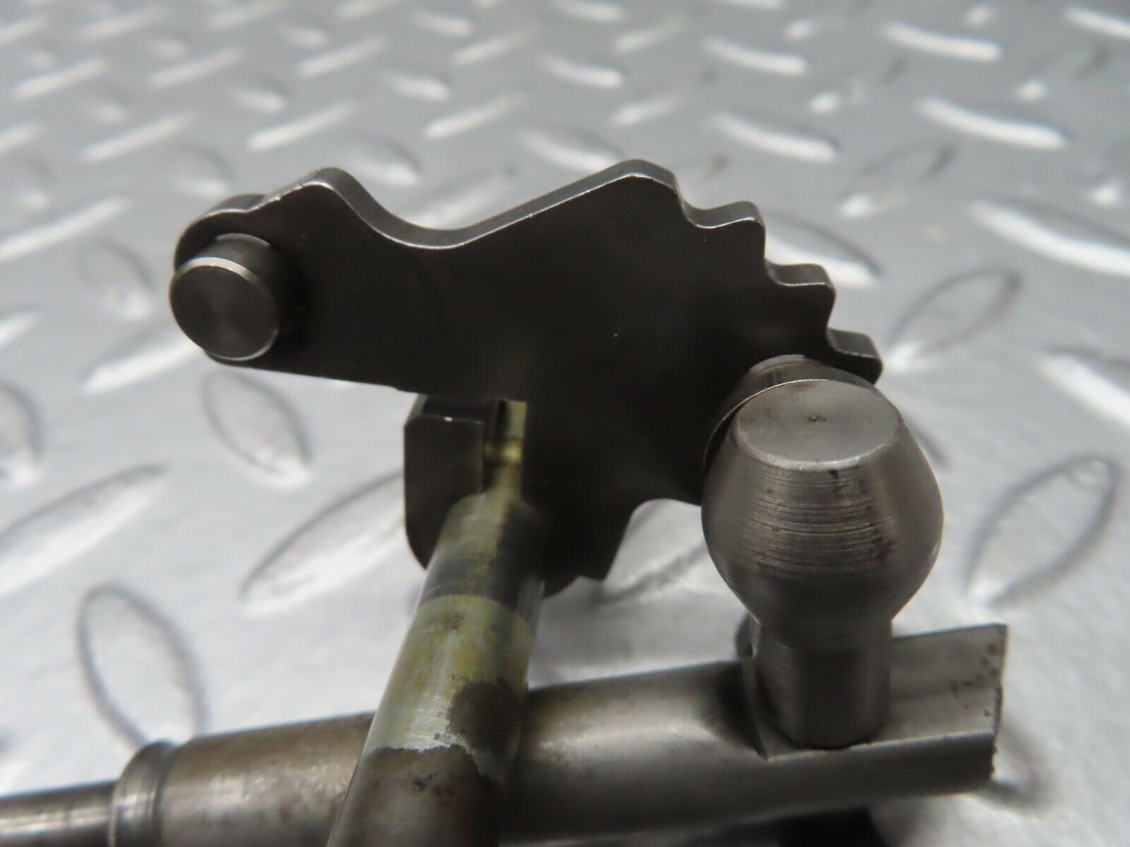 19783 Mercedes-Benz R107 450SL Automatic Gearbox Control Shaft