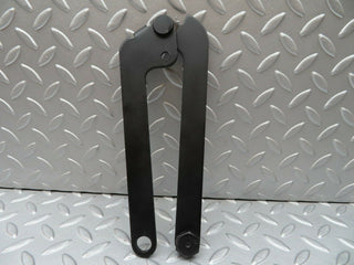 W115 right bonnet hinge used OEM