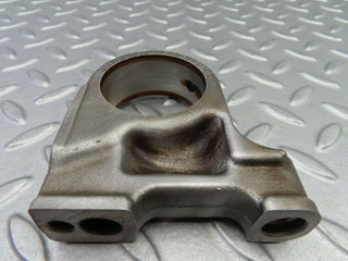 6275 Mercedes-Benz W126 380SE Camshaft Bearing Tower 1160514612