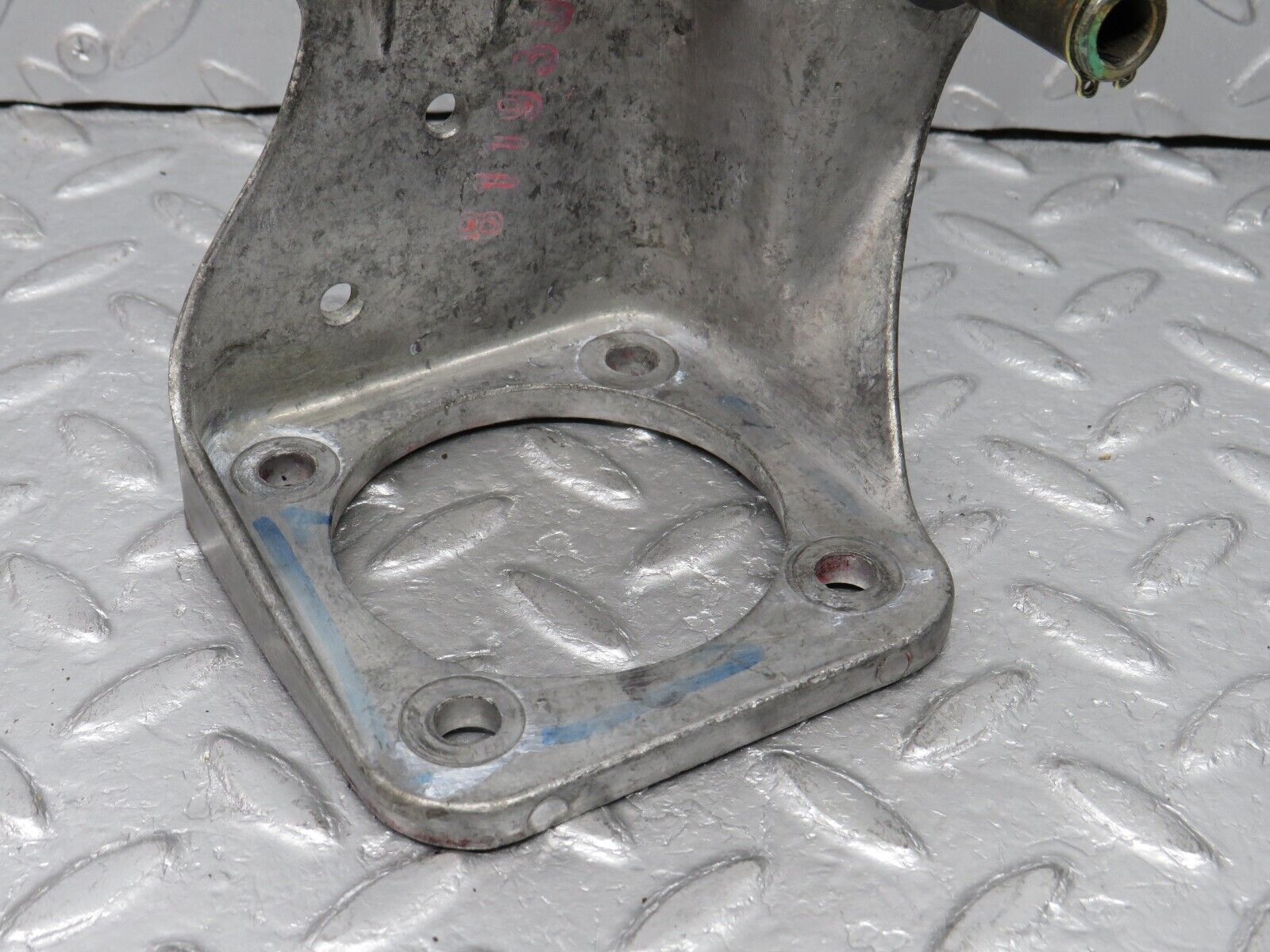 38764 Mercedes-Benz W201 190E 2.6L Brake Pedal Bracket 1242900919