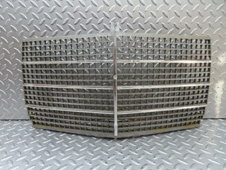20481 Mercedes-Benz W114 280CE Coupe Bonnet Grill