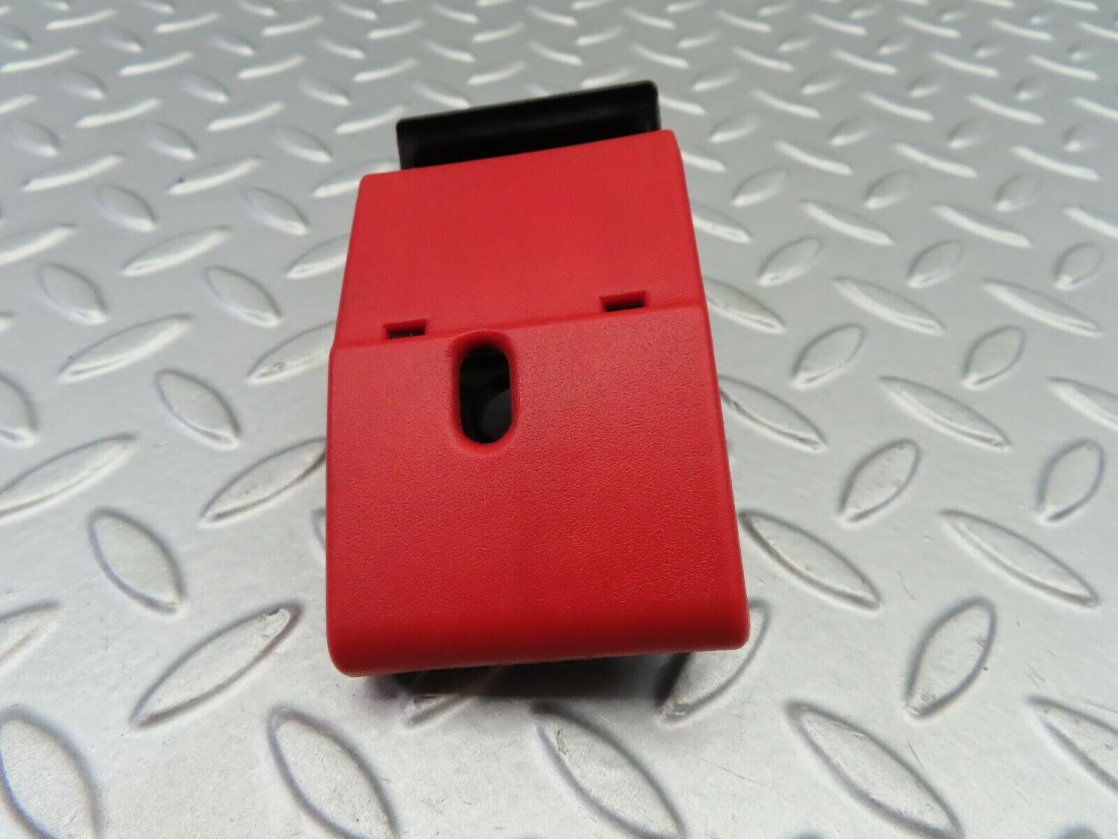 6674 Mercedes-Benz S124 E220 Wagon Bonnet Release Handle