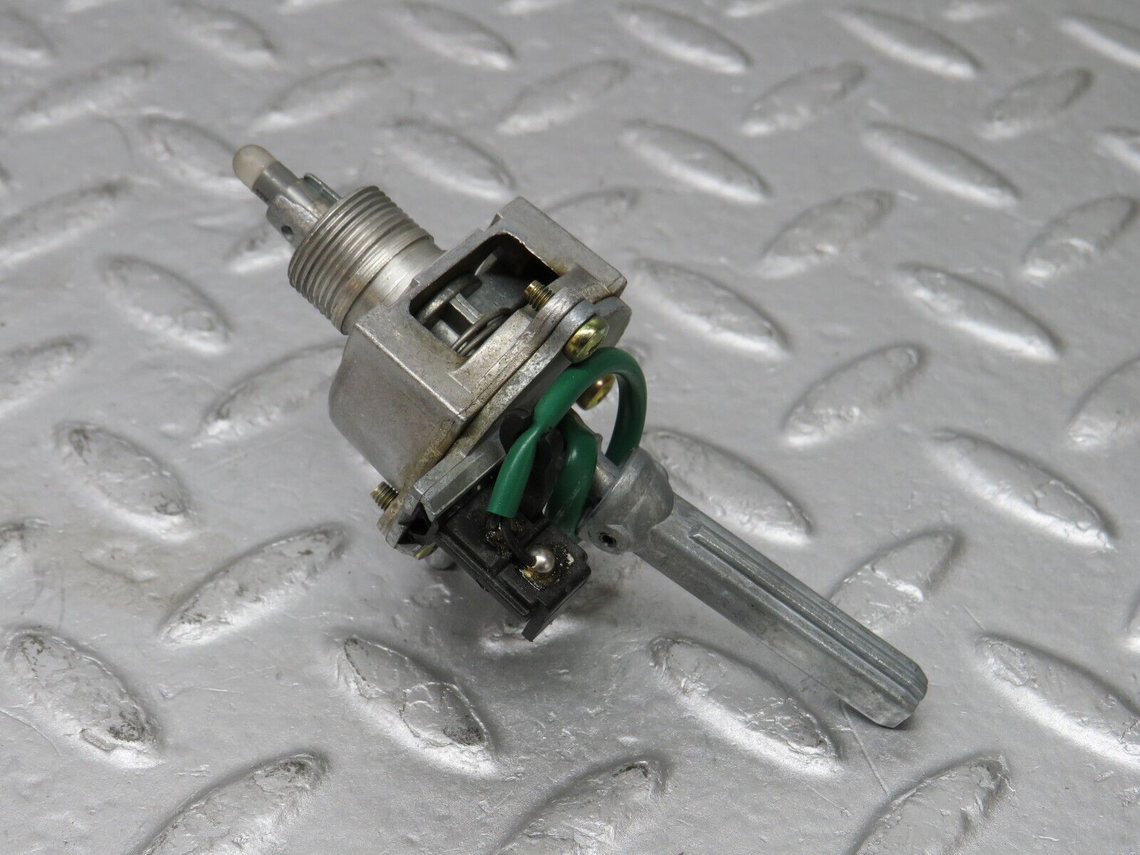36698 Mercedes-Benz W201 190E 2.0L Heater Control Switch