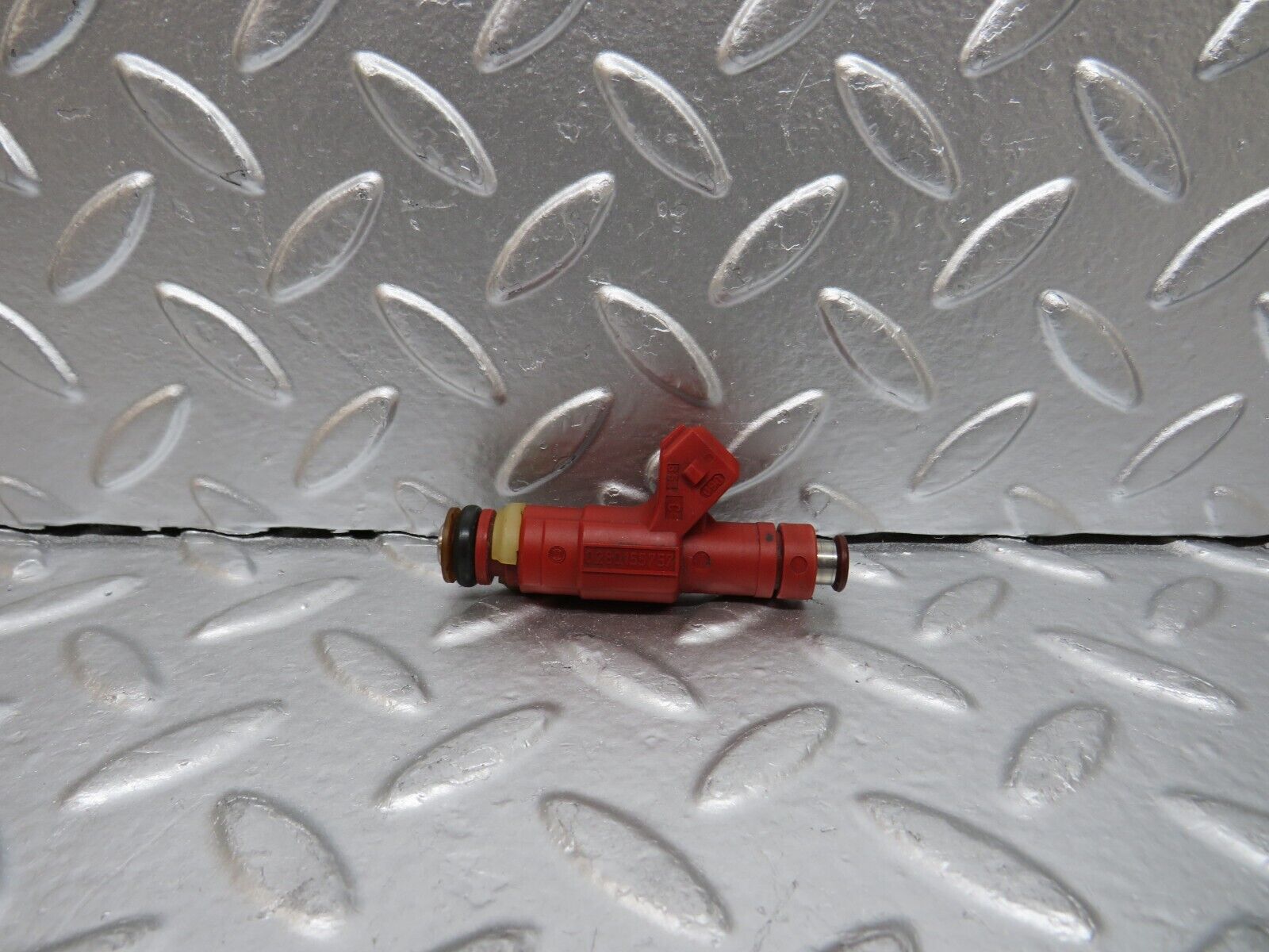 24913 Mercedes-Benz W140 S320 Fuel Injector Bosch 0000788623
