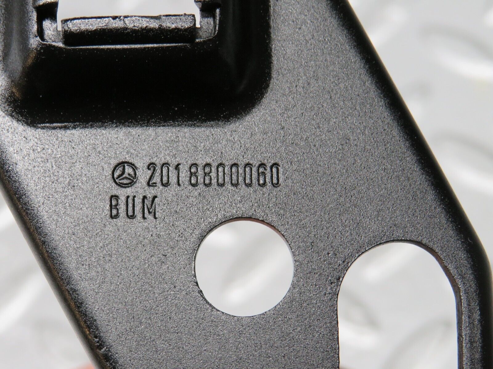 30910 Mercedes-Benz W201 190E 2.0L Bonnet Safety Latch 2018800060