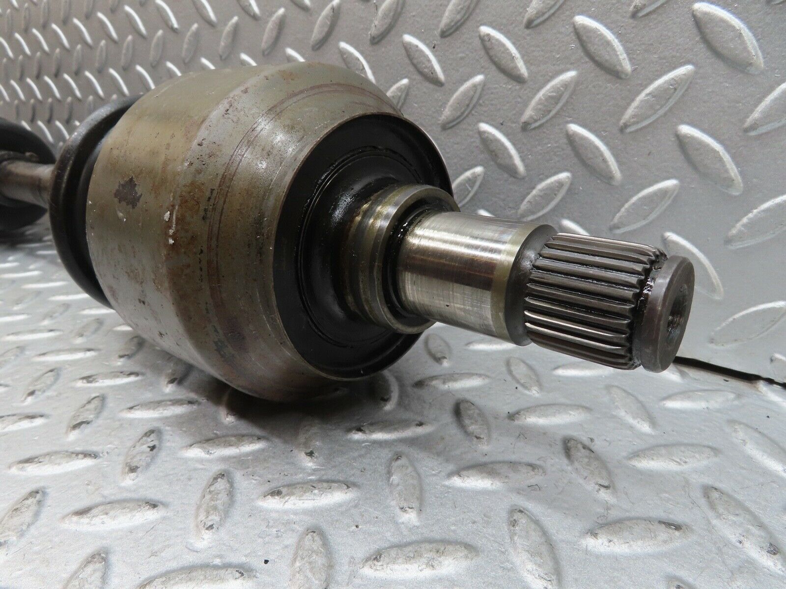 17811 Mercedes-Benz W116 450SEL Axle Shaft Drive Shaft