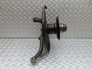 20489 Mercedes-Benz W114 280CE Coupe Front Right Wheel Hub