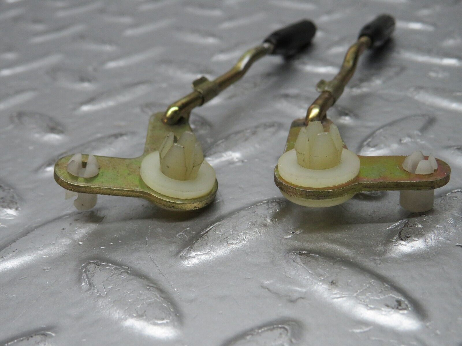 30717 Mercedes-Benz W201 190E 2.0L Rear Door Lock Knob Pair