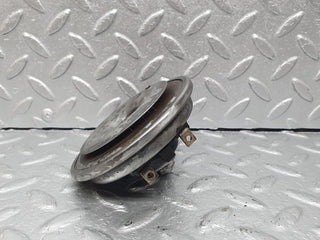 41543 Mercedes-Benz W124 200E Horn Hella 002952