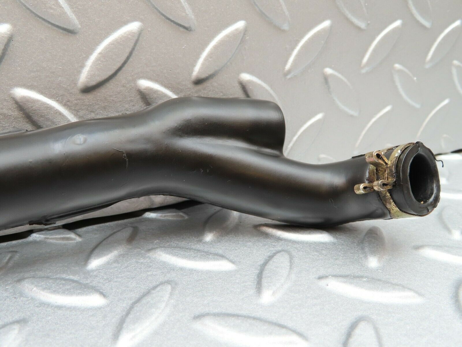 5047 Mercedes-Benz R107 350SL Coupe Air Intake Breather Hose 1160940682
