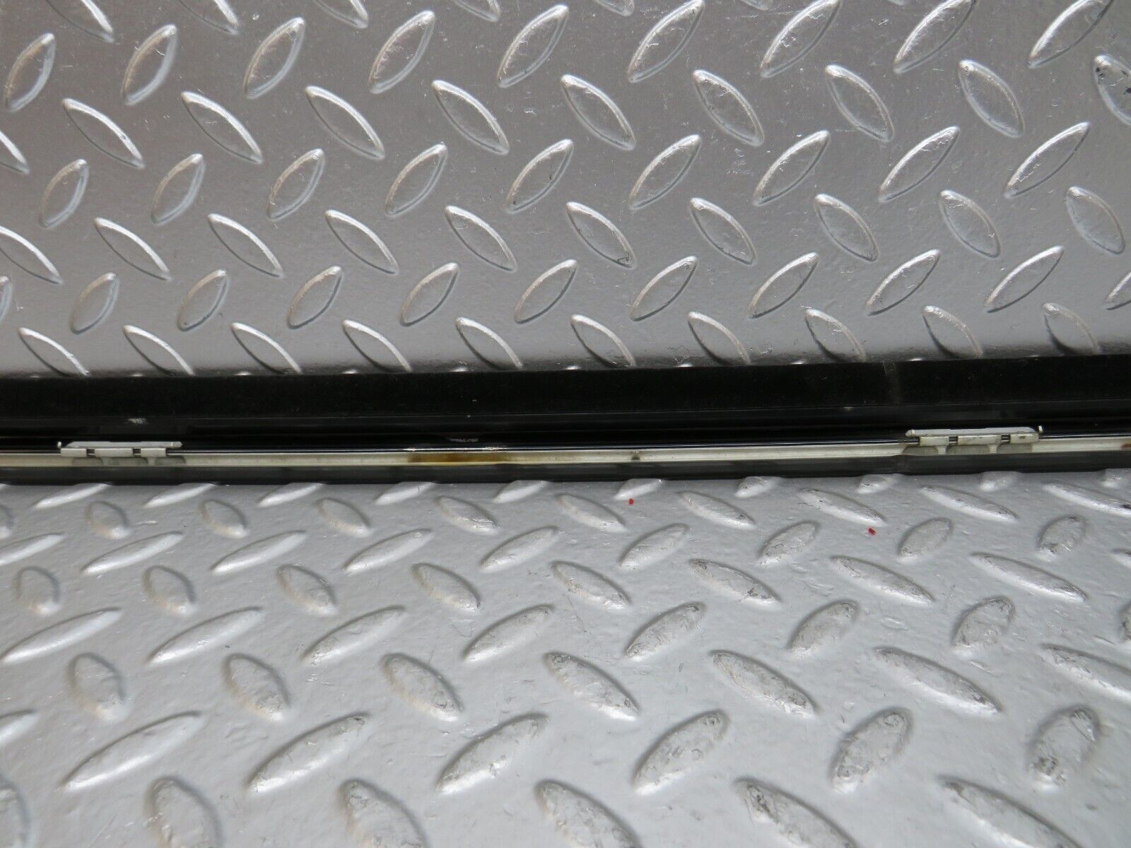 24887 Mercedes-Benz W140 S320 Front Right Door Chrome Moulding Trim