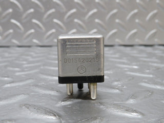 32473 Mercedes-Benz S124 300TE Wagon Multi Purpose Relay 0015420219