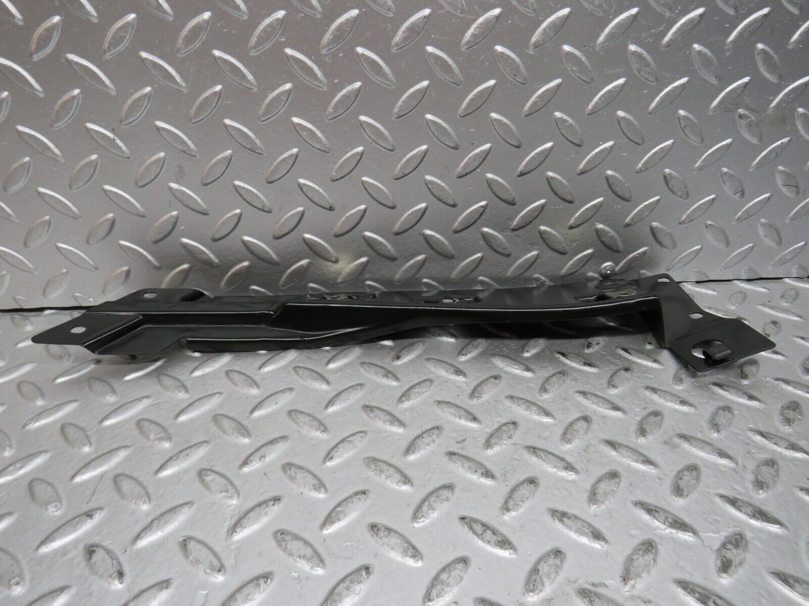 29164 Mercedes-Benz C124 320CE Coupe Rear Window Channel Support Right Side