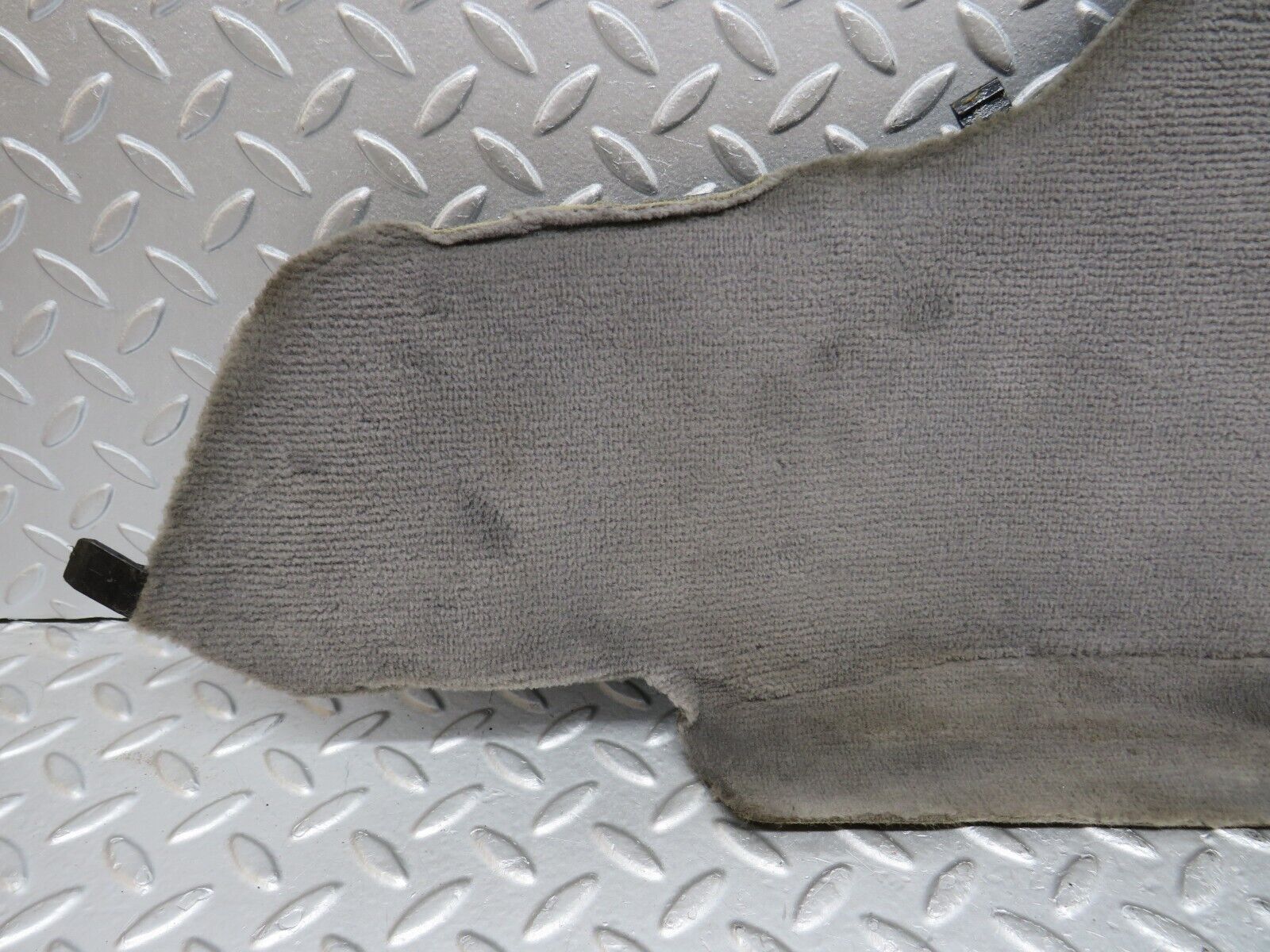36232 Mercedes-Benz W126 420SE Centre Console Carpet Right Grey 1266831225