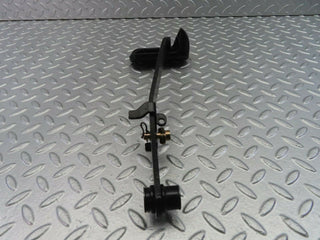 10495 Mercedes-Benz W201 190E Brake Pedal 1232910082