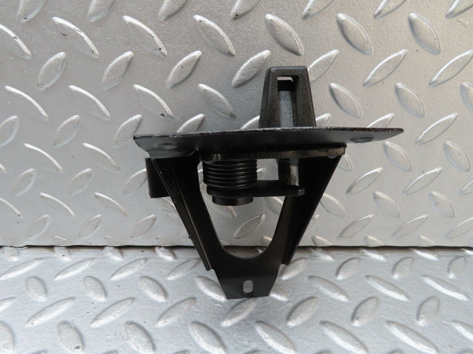 18724 Mercedes-Benz W120 W121 Ponton Bonnet Lock Lower