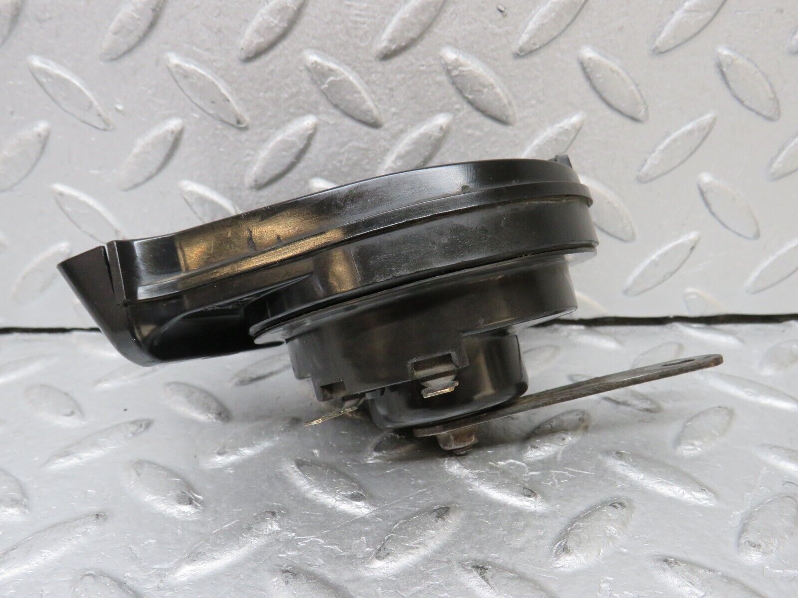 37810 Mercedes-Benz A124 320E Cabriolet Horn Fiamm Pair AM80-R