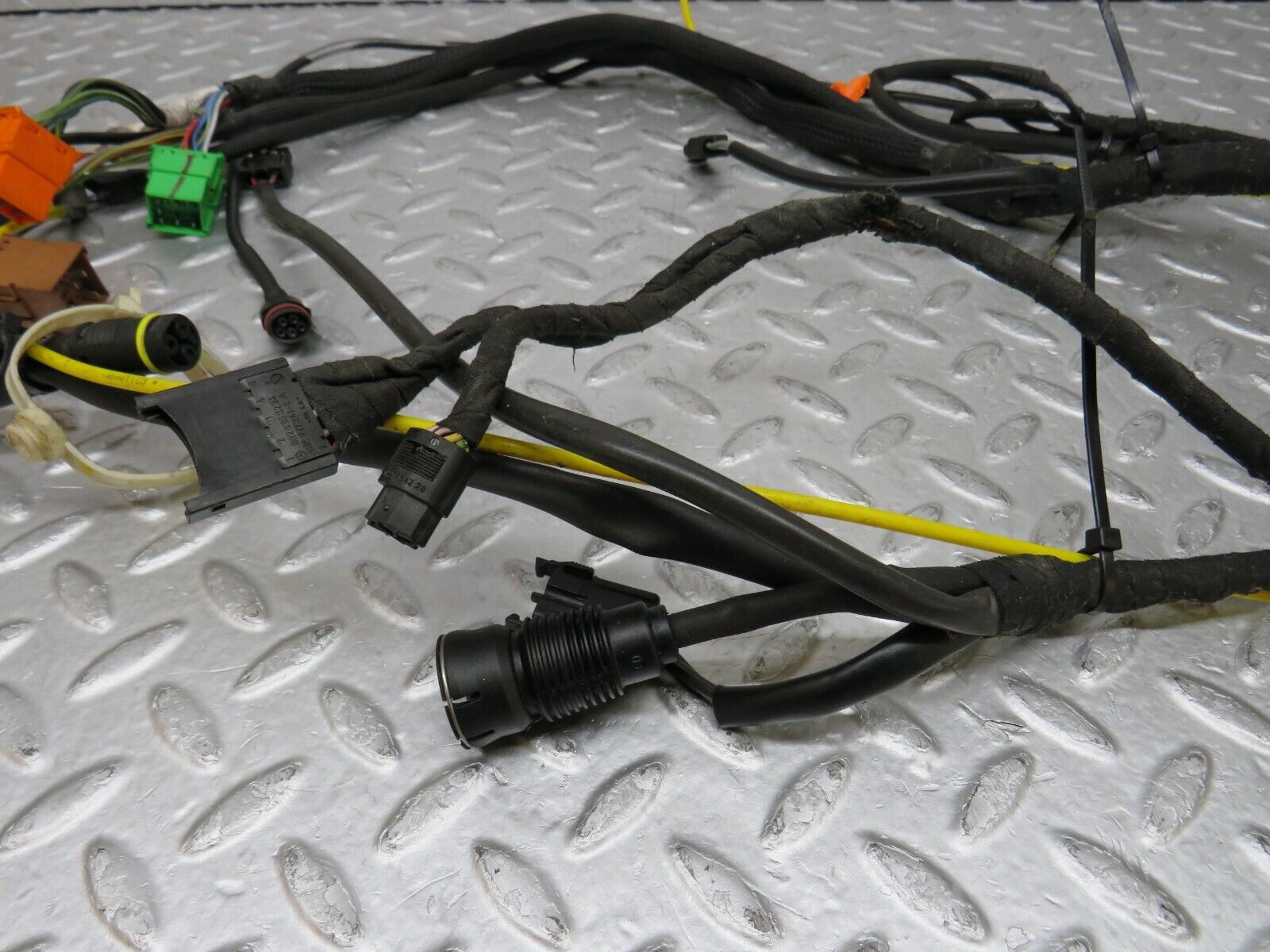 35307 Mercedes-Benz W140 Door Wire Harness 1404409637