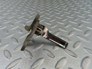 7588 Mercedes-Benz S123 230TE Wagon Right Interior Door Handle