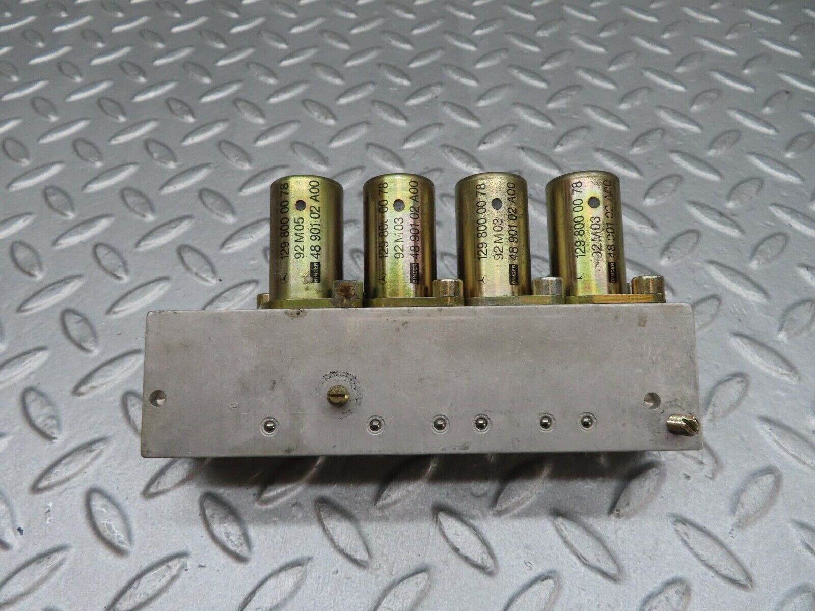 11962 Mercedes-Benz R129 300SL Coupe Left Roof Hydraulic Valve 1298000178