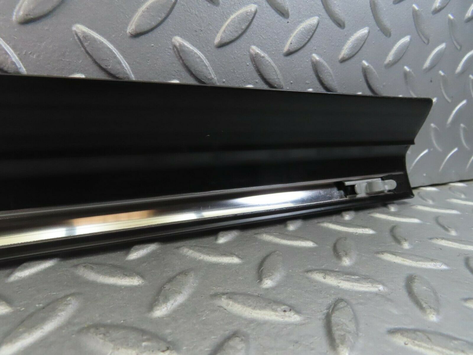 10280 Mercedes-Benz W123 Rear Left Door Lower Trim