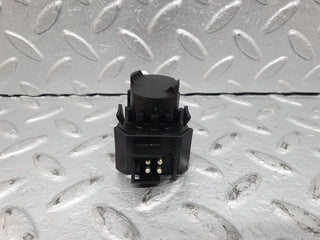 41101 Mercedes-Benz W126 300SE Coupe Kick Down Switch 0025452214