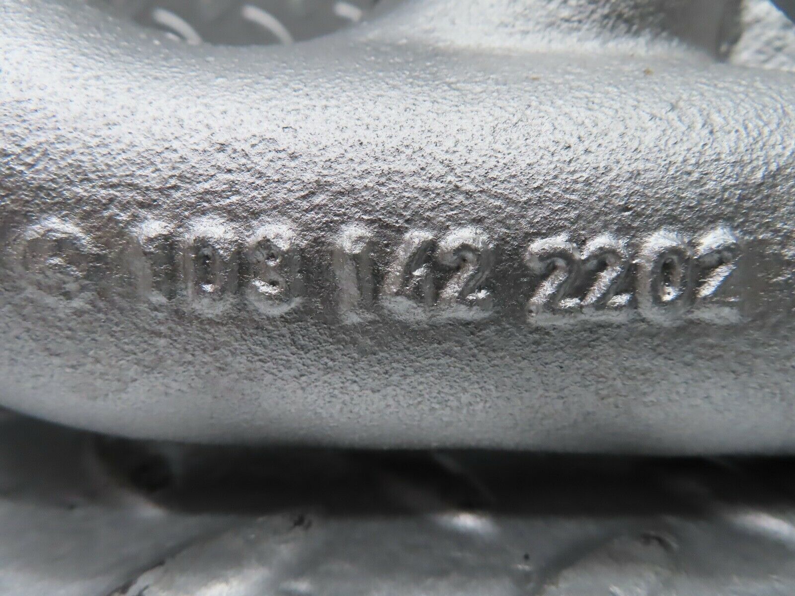 20157 Mercedes-Benz R129 300SL Coupe Exhaust Manifold Cylinder 4-6 1031422202