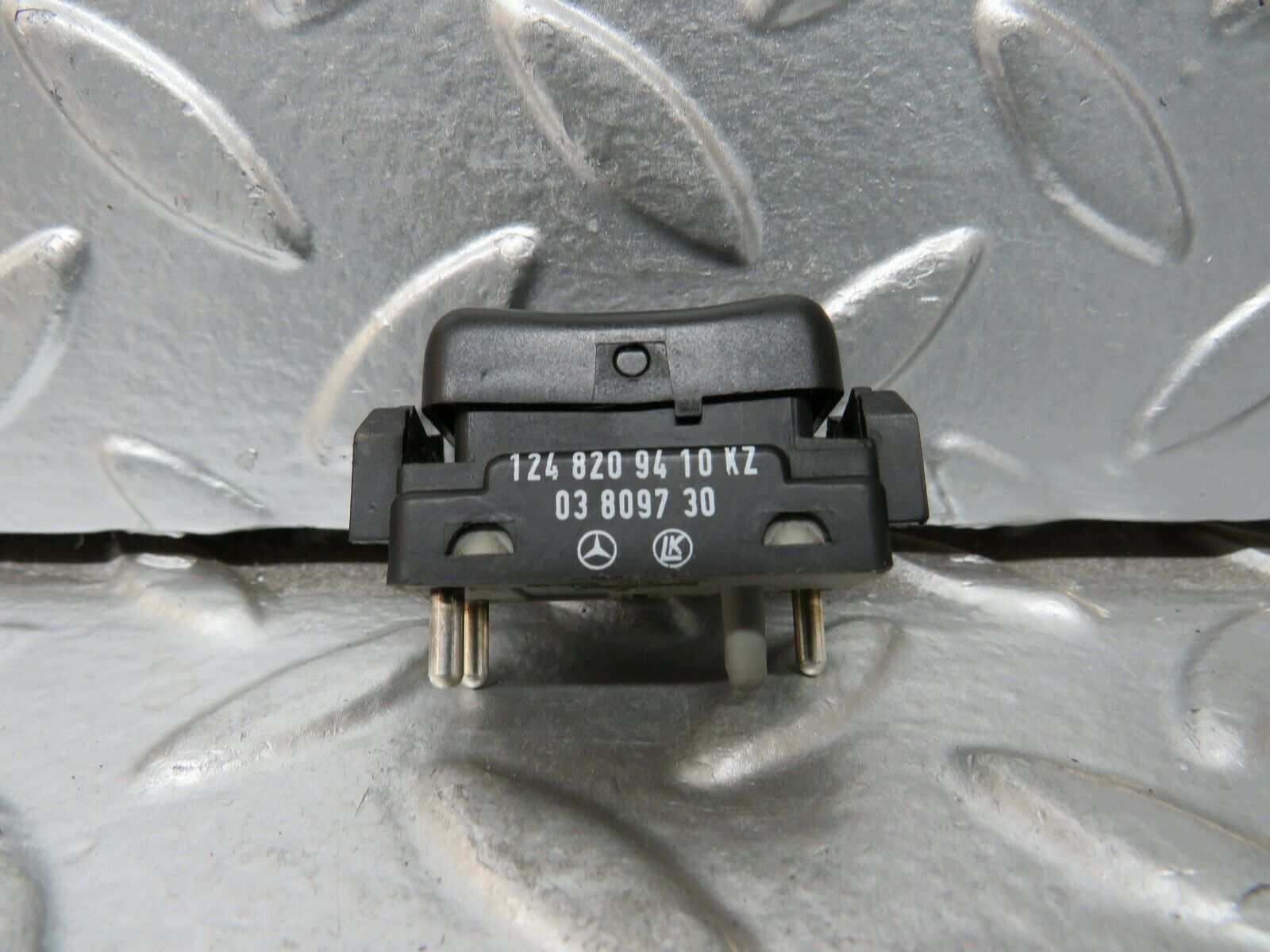24287 Mercedes-Benz S124 220TE Right Electric Window Switch  1248209410