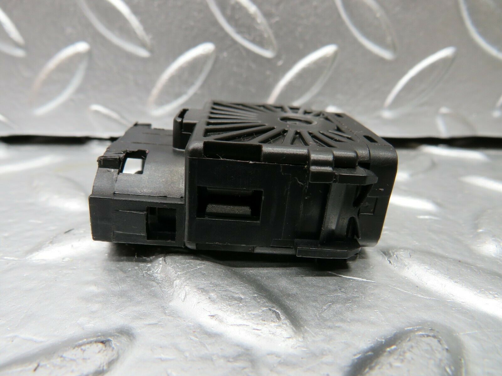 22628 Mercedes-Benz C124 E220 Coupe Headlight Level Switch 1248000673