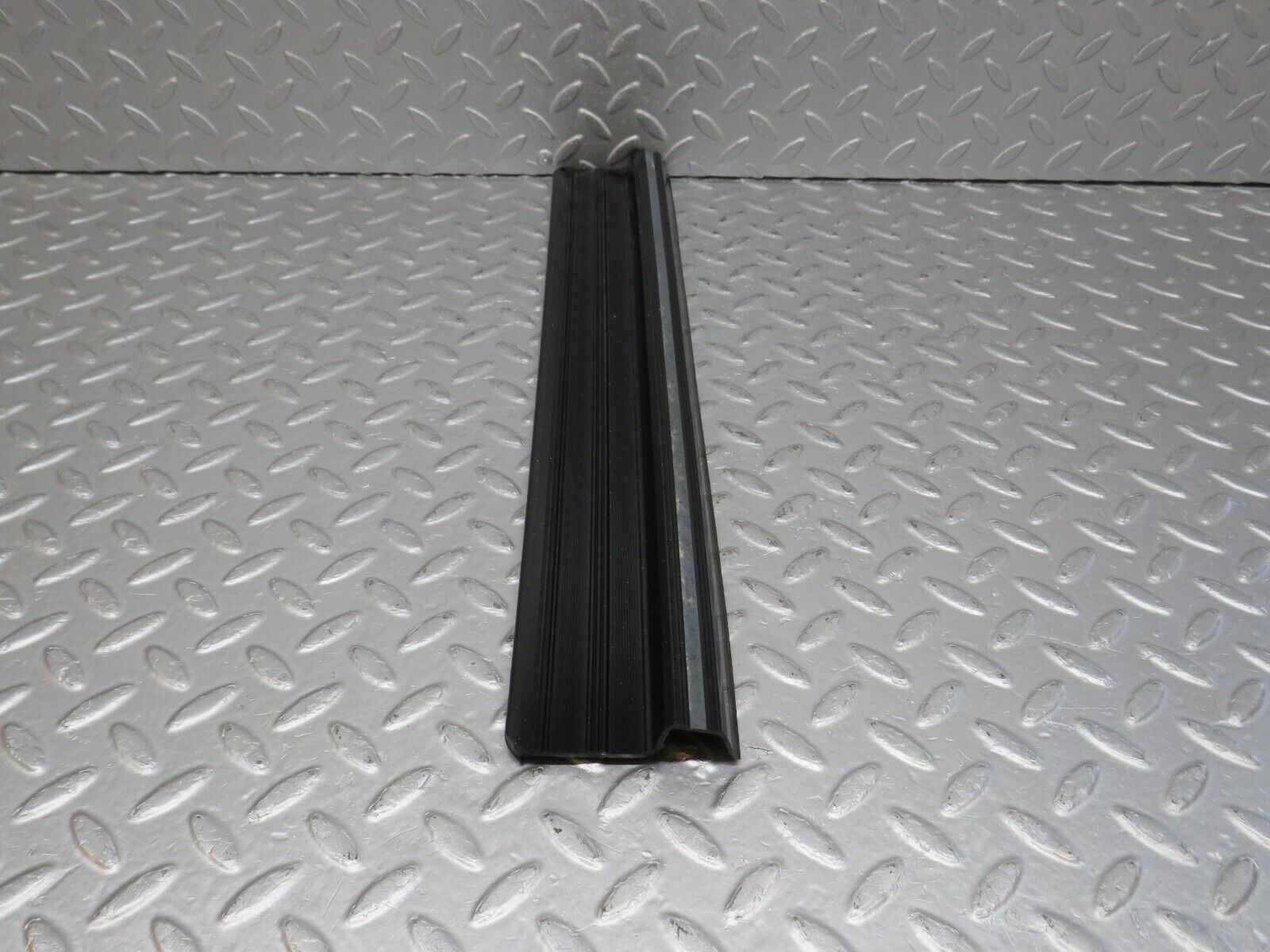 40633 Mercedes-Benz W123 300D Rear Right Door Sill Trim Black