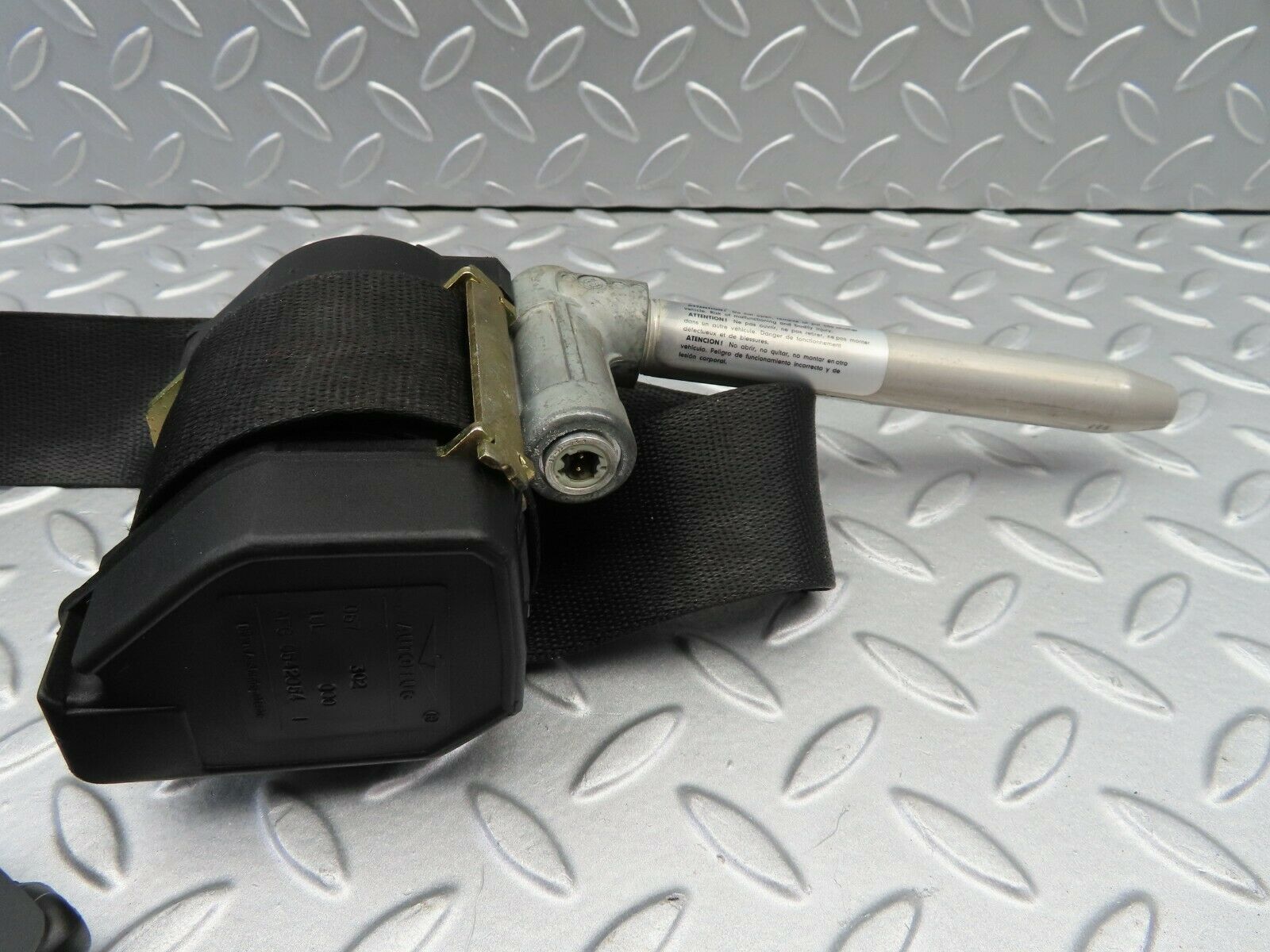 6561 Mercedes-Benz S124 E220 Wagon Front Left Seat Belt 1248609785