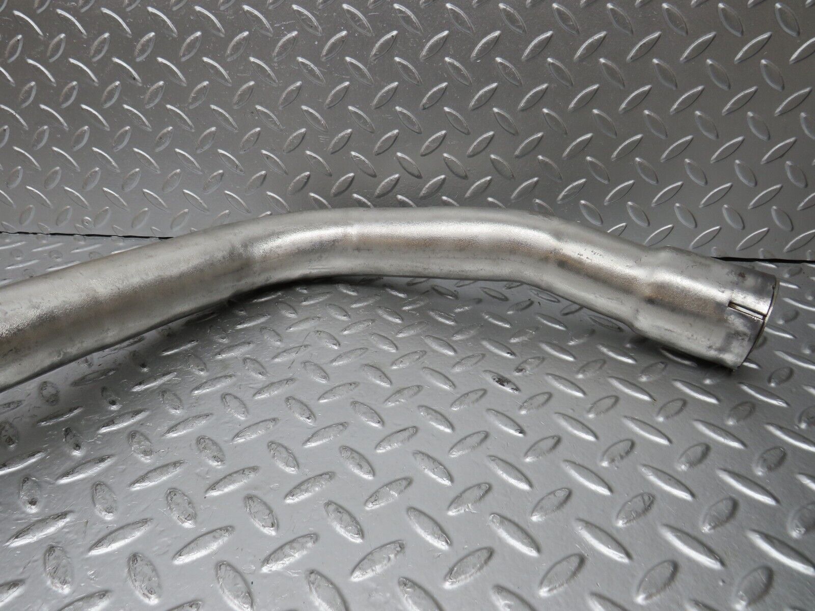 31318 Mercedes-Benz S124 220TE Wagon Exhaust Rear Silencer Pipe