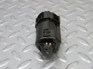 32408 Mercedes-Benz S124 300TE Wagon Temperature Sensor