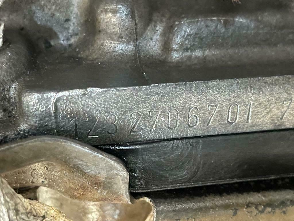 4098 Mercedes-Benz S123 200T Wagon Automatic Gearbox 722.406 1232711801