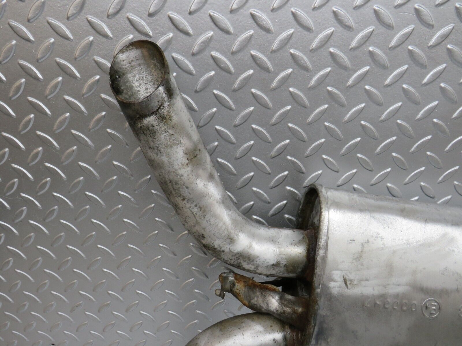 31317 Mercedes-Benz S124 220TE Wagon Exhaust Rear Silencer 1333 000047