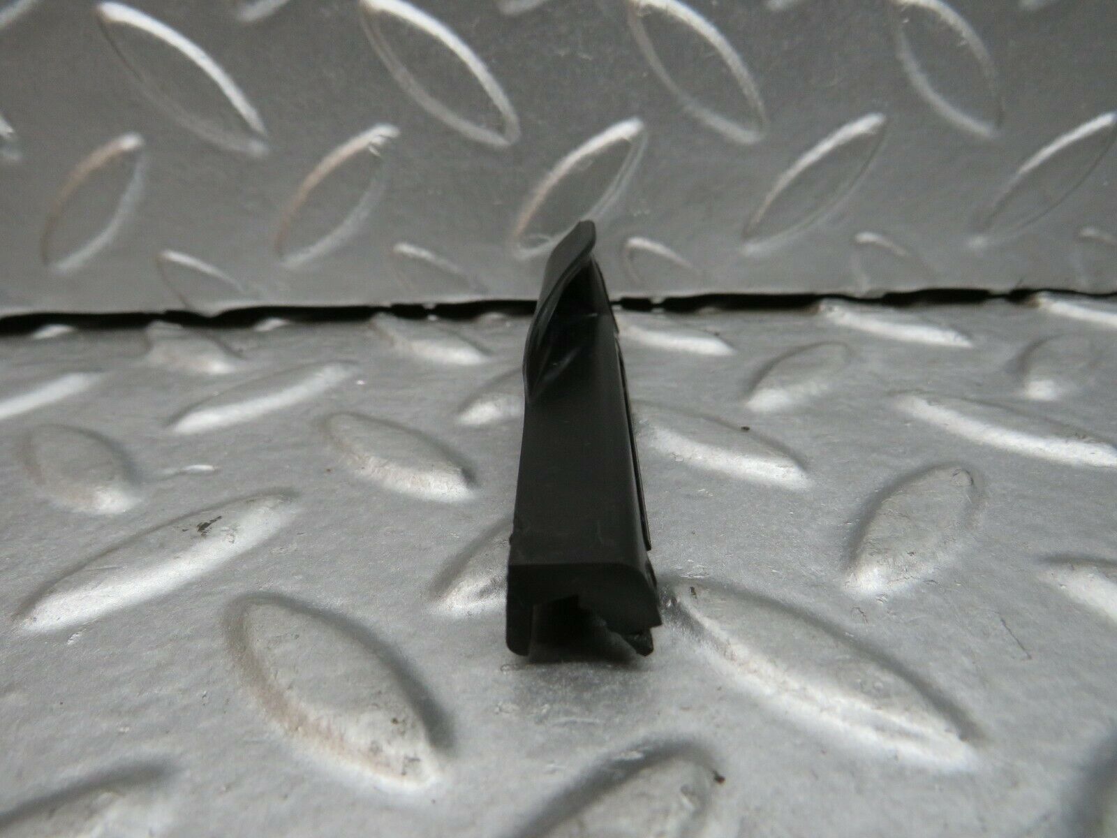22269 Mercedes-Benz S123 280TE Wagon Left Sill Rubber Seal End Cap 1236981598
