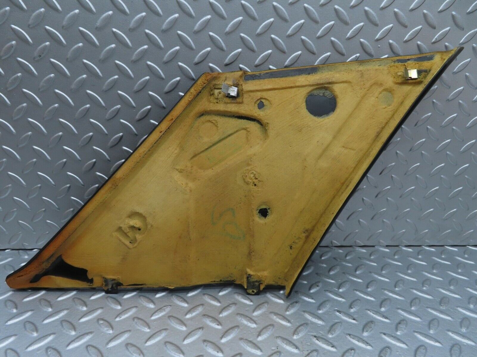 14194 Mercedes-Benz W116 350SE C Pillar Cover Right Side Black