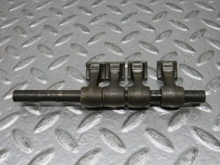 0361 Mercedes-Benz W123 220D Camshaft Rocker Arm With Shaft