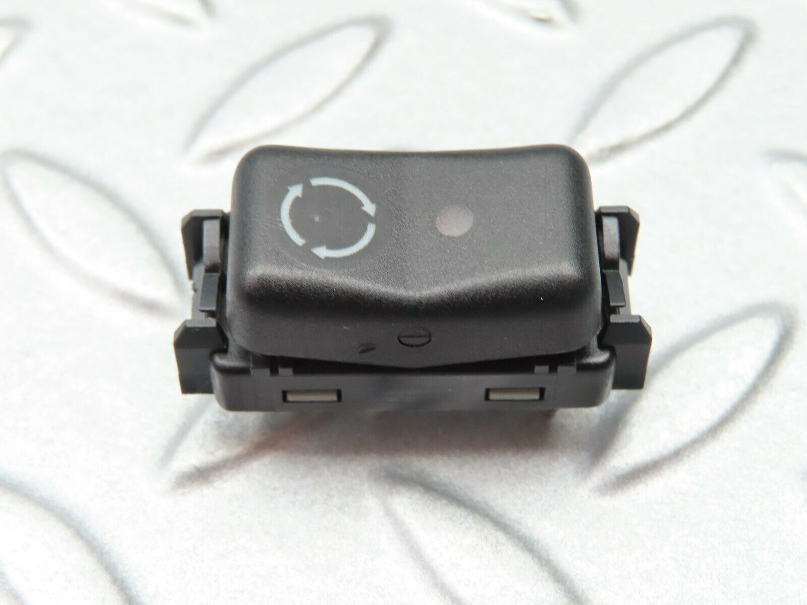 5348 Mercedes-Benz W124 230 E Air Circulation Power Switch 1248210351