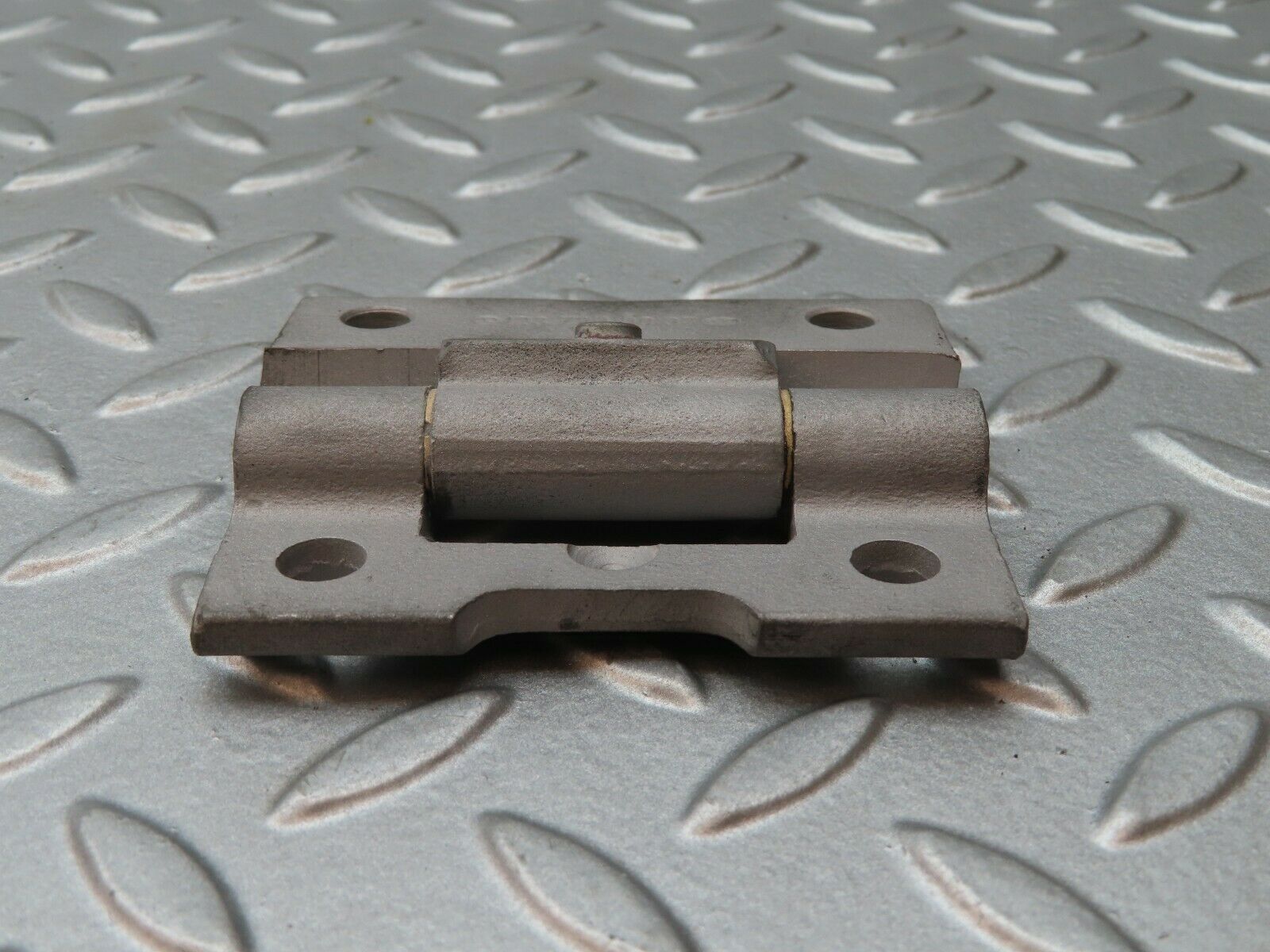 4158 Mercedes-Benz C123 230CE Coupe Door Hinge 1237200037